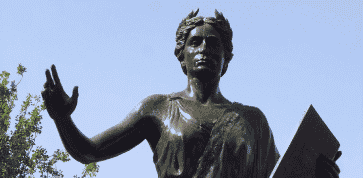 Estatua - Monumento a la Constitución